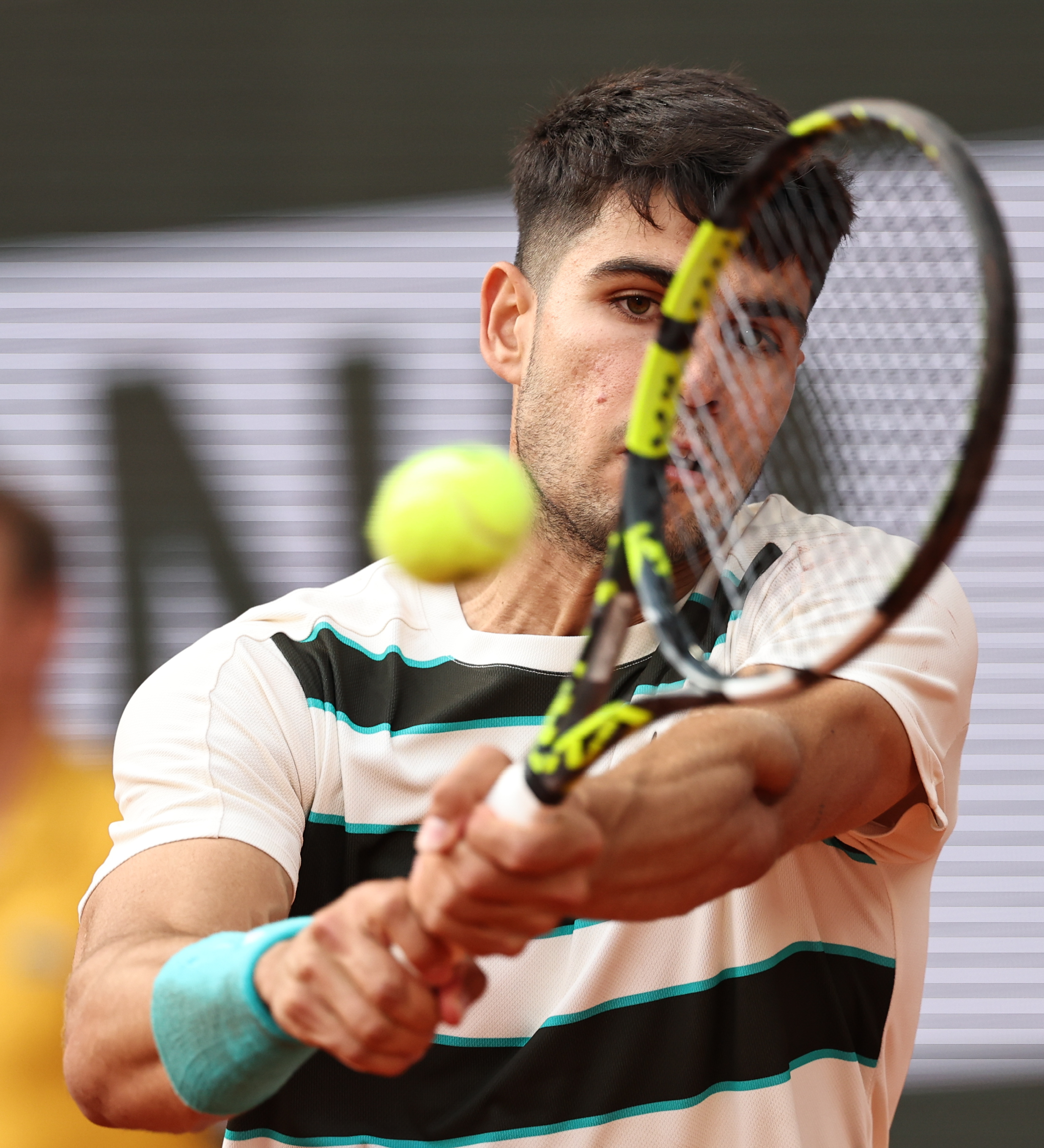 包含法国网球队血洗意大利网球队，阿尔卡拉斯制霸全场的词条