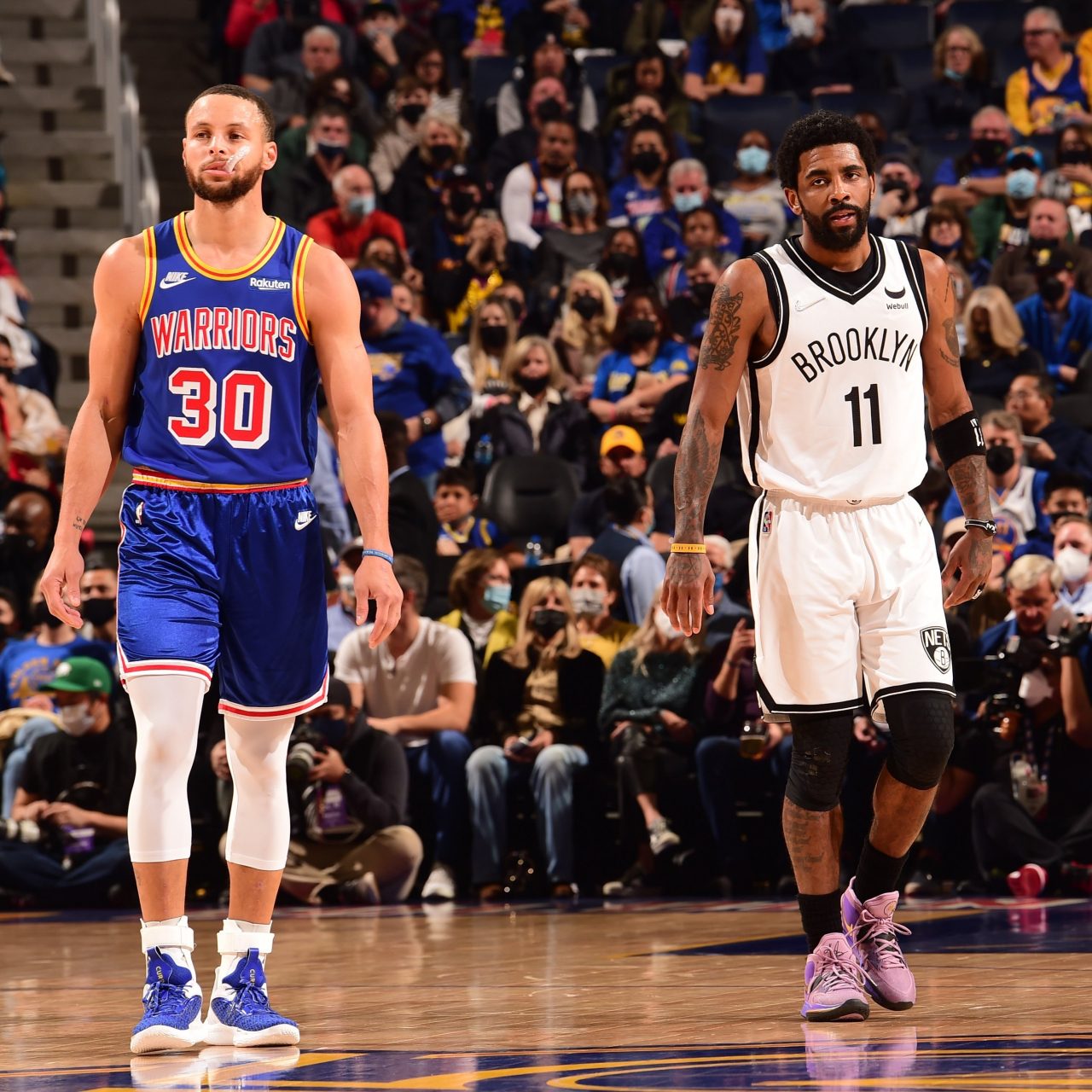 勇士B队横扫独行侠,欧文三分雨点燃全场 勇士B队横扫独行侠,欧文三分雨点燃全场