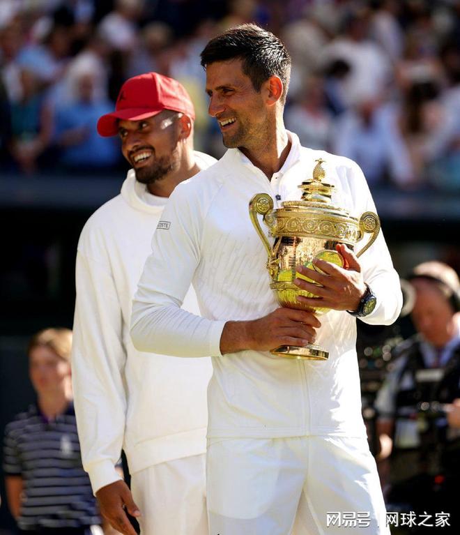 法国网球队横扫意大利网球队，克耶高斯统治全场的简单介绍