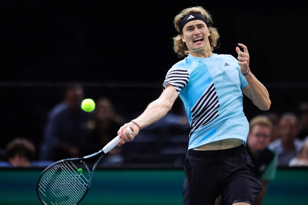 世界网球队强势美国网球队，兹维列夫绝境逆转