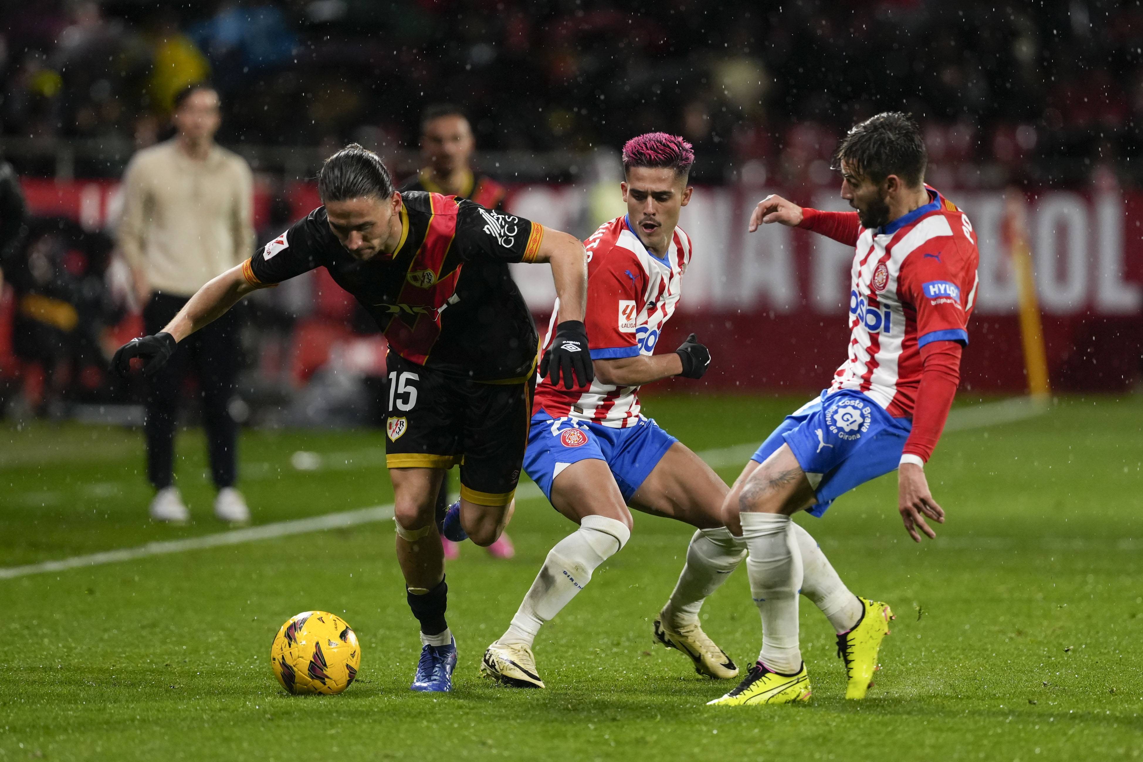 雷诺车队横扫红牛二队,诺里斯状态火热 雷诺车队横扫红牛二队,诺里斯状态火热