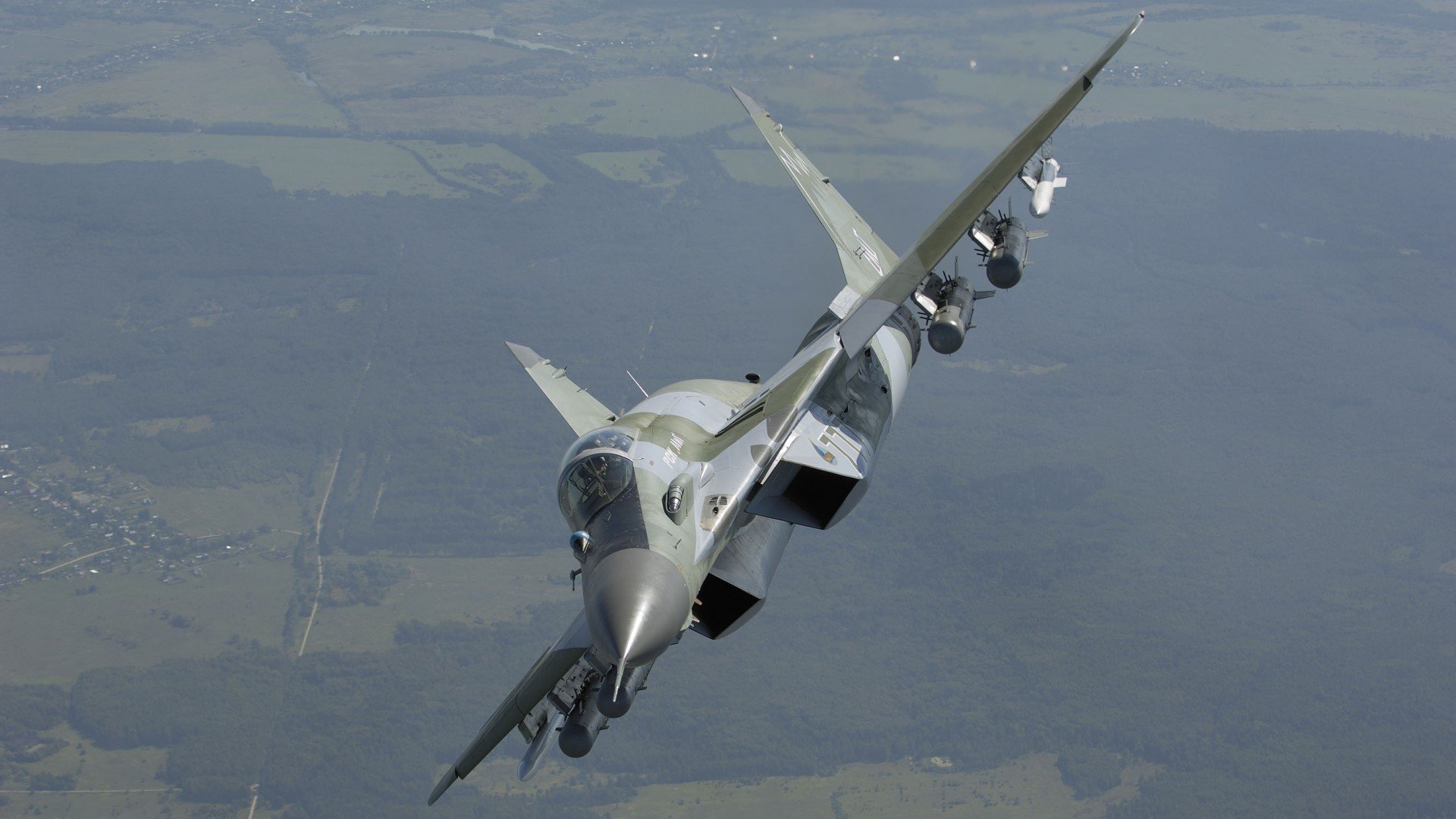 绝境天神!郑思维背身鱼跃救球,韩国队3-2险胜马来西亚