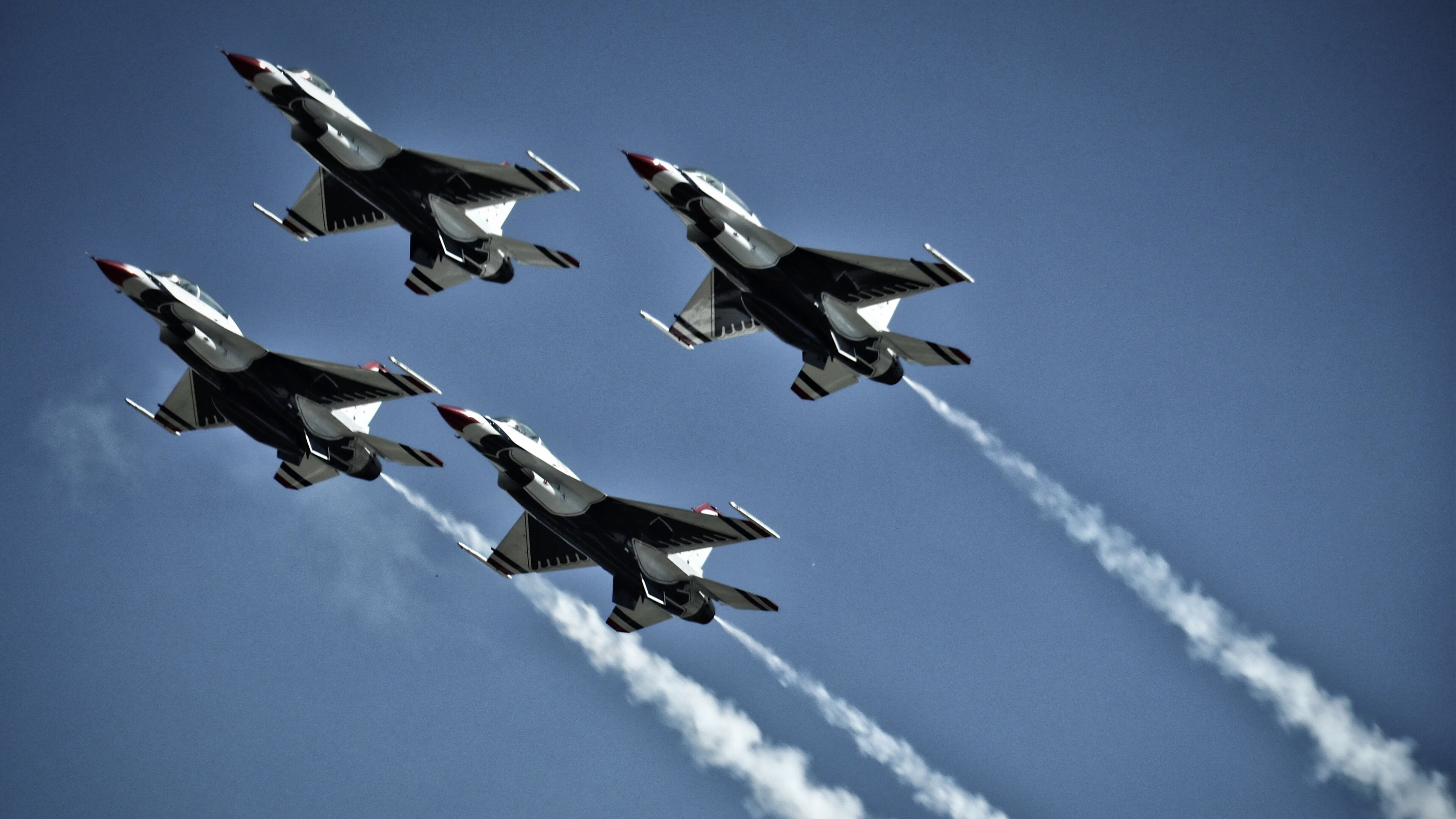 东方烈焰席卷绿军堡垒,乔治硬仗之王本色尽显