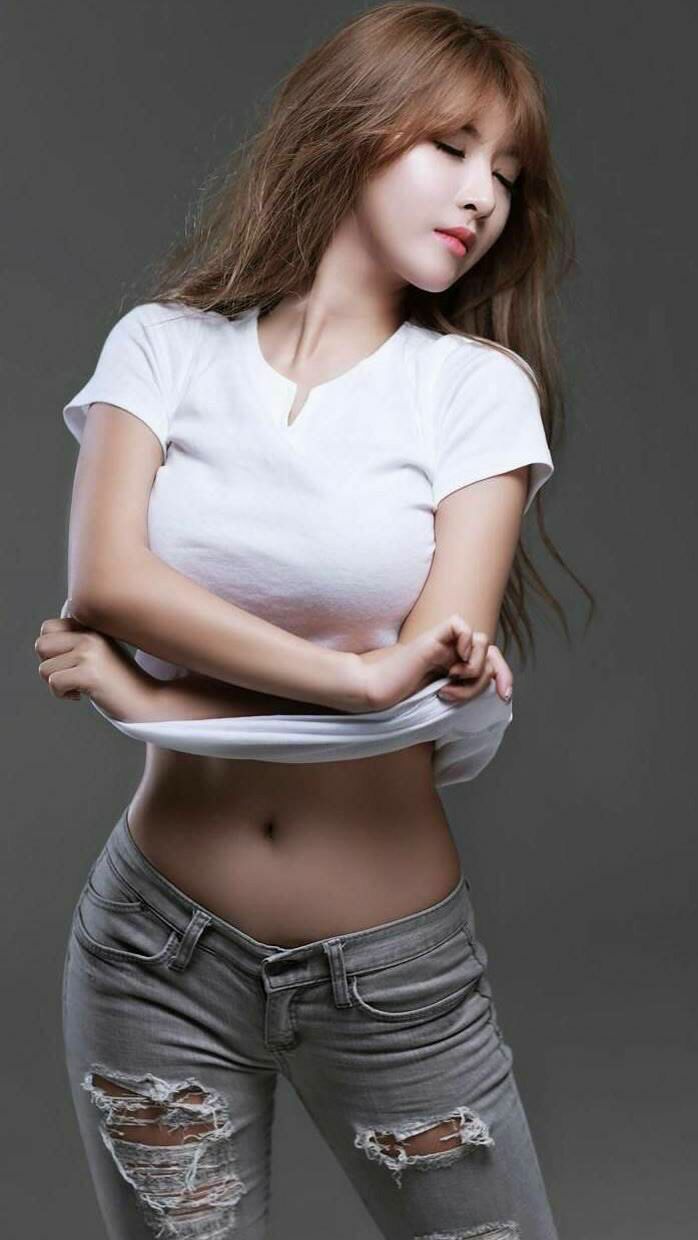 NBA季后赛焦点战，雷恩狂胜那不勒斯，篮球盛宴引热议